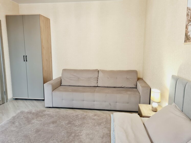 42 м², квартира-студия 6 990 ₽ в сутки - изображение 59