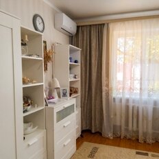 часть дома + 4,2 сотки, участок - изображение 1