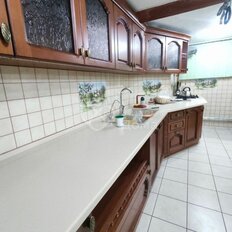 часть дома + 4,6 сотки, участок - изображение 1