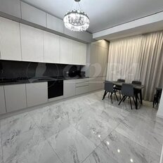 Квартира 74 м², 2-комнатная - изображение 2