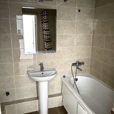 Квартира 42 м², 1-комнатная - изображение 1