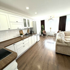 Квартира 90 м², 3-комнатная - изображение 1