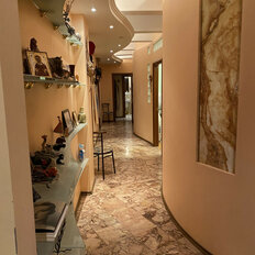 Квартира 140 м², 5-комнатная - изображение 1