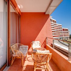 Квартира 90 м², 2-комнатная - изображение 1