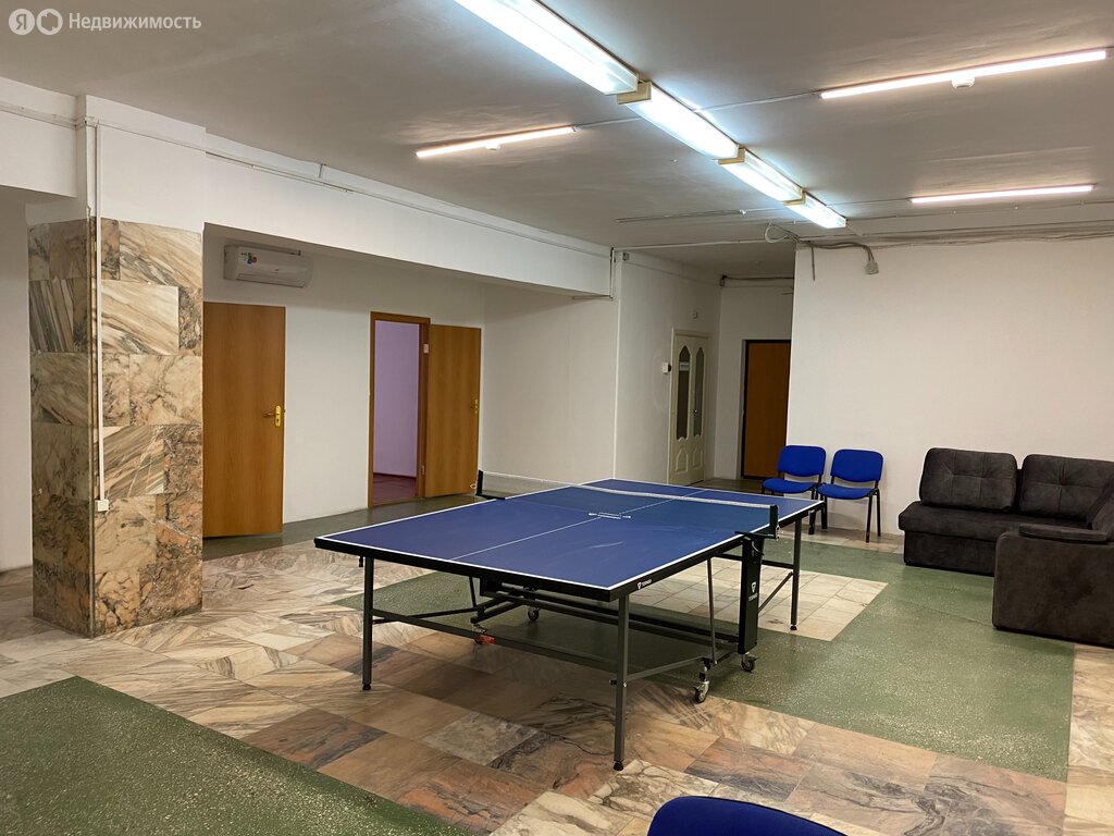 Склад (236 м²)