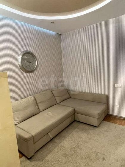 43 м², 1-комнатная квартира 3 900 ₽ в сутки - изображение 18