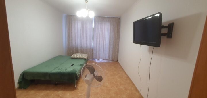 1350 м², склад 2 400 000 ₽ в месяц - изображение 1