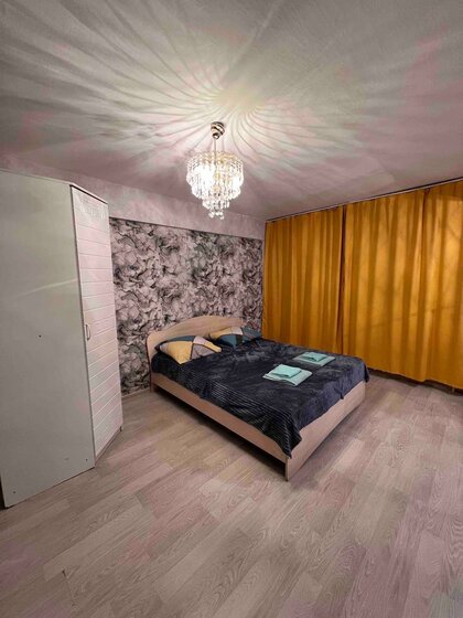 45 м², 2-комнатная квартира 2 800 ₽ в сутки - изображение 58