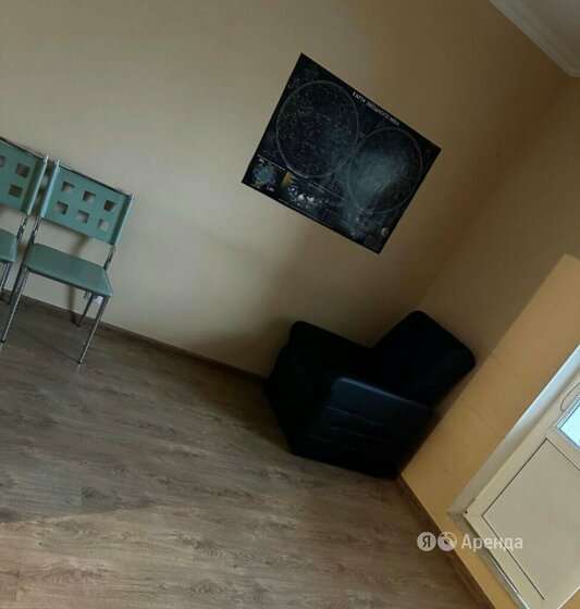 40 м², 1-комнатная квартира 3 000 ₽ в сутки - изображение 2