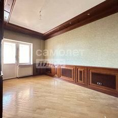 Квартира 200 м², 5-комнатная - изображение 1