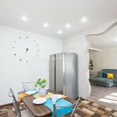 дом + 3,7 сотки, участок - изображение 4