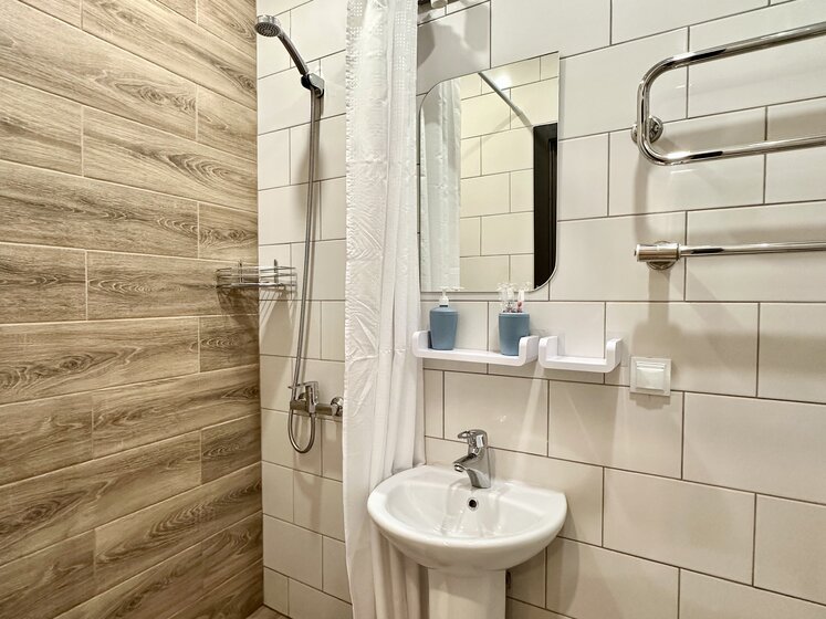 13 м², квартира-студия 3 500 ₽ в сутки - изображение 106