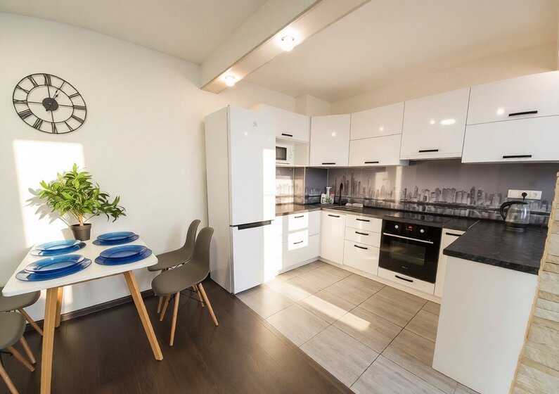 51 м², 1-комнатная квартира 3 500 ₽ в сутки - изображение 52