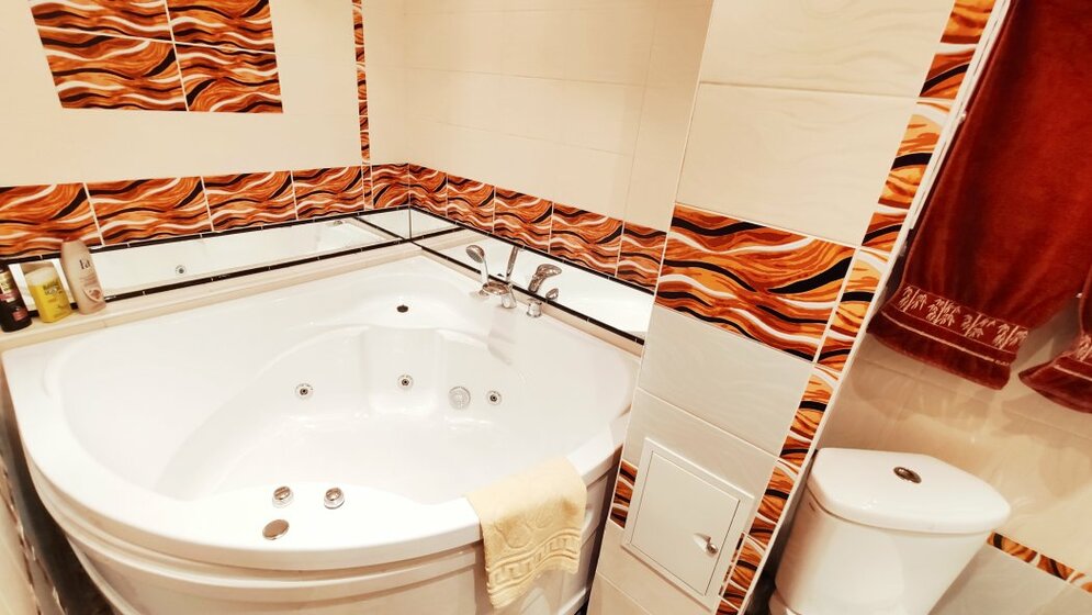 35 м², 1-комнатная квартира 3 500 ₽ в сутки - изображение 1