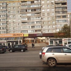 716 м², торговое помещение - изображение 3