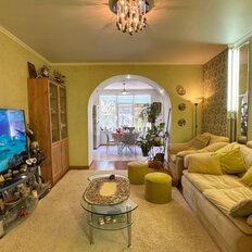 часть дома + 5,8 сотки, участок - изображение 1