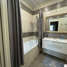 Квартира 100 м², 3-комнатная - изображение 1