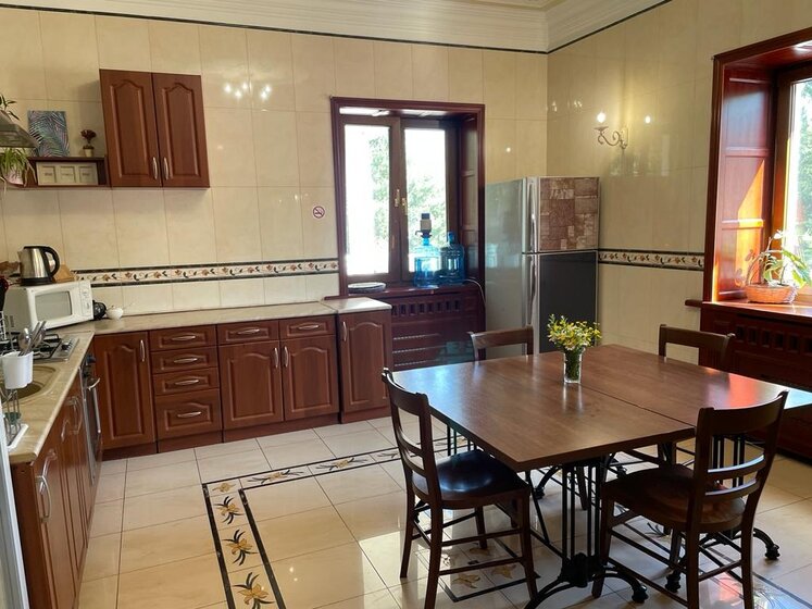 550 м² дом, 20 соток участок 30 000 ₽ в сутки - изображение 75