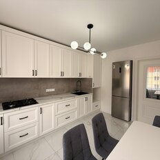 Квартира 74 м², 2-комнатная - изображение 1