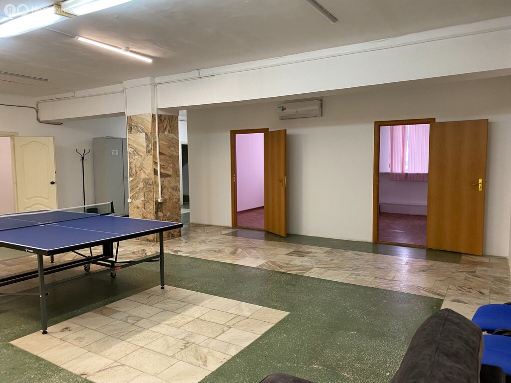 Склад (236 м²)