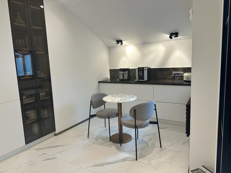 180 м², 4-комнатная квартира 400 000 ₽ в месяц - изображение 105