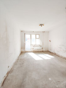 Купить квартиру с балконом и в новостройке в Троицке - изображение 2
