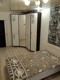 42 м², 1-комнатная квартира 3 200 ₽ в сутки - изображение 61