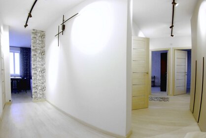 62 м², 3-комнатная квартира 110 000 ₽ в месяц - изображение 27