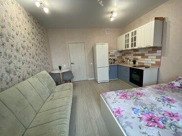 56 м², 2-комнатная квартира 2 450 ₽ в сутки - изображение 84