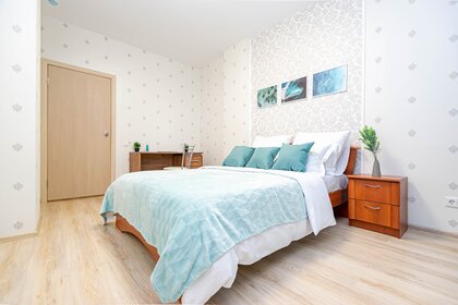 45 м², 2-комнатная квартира 2 990 ₽ в сутки - изображение 84