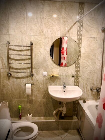 42 м², 1-комнатная квартира 2 500 ₽ в сутки - изображение 55