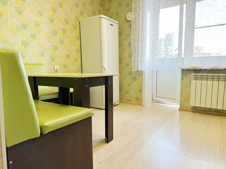 38 м², 1-комнатная квартира 2 700 ₽ в сутки - изображение 42