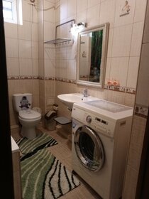 50 м², 1-комнатная квартира 2 500 ₽ в сутки - изображение 100