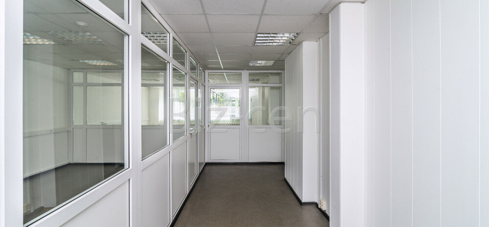 121 м², торговое помещение 291 600 ₽ в месяц - изображение 38