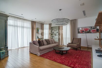 Купить квартиру с дизайнерским ремонтом в микрорайоне «Губернский» в Краснодаре - изображение 32