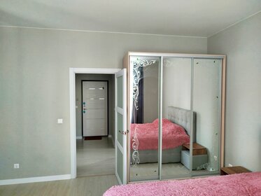 62 м², 2-комнатная квартира 2 100 ₽ в сутки - изображение 141