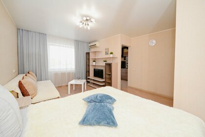 35 м², 1-комнатная квартира 1 350 ₽ в сутки - изображение 56