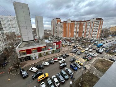 Купить однокомнатную квартиру с балконом и в новостройке в Астрахани - изображение 15