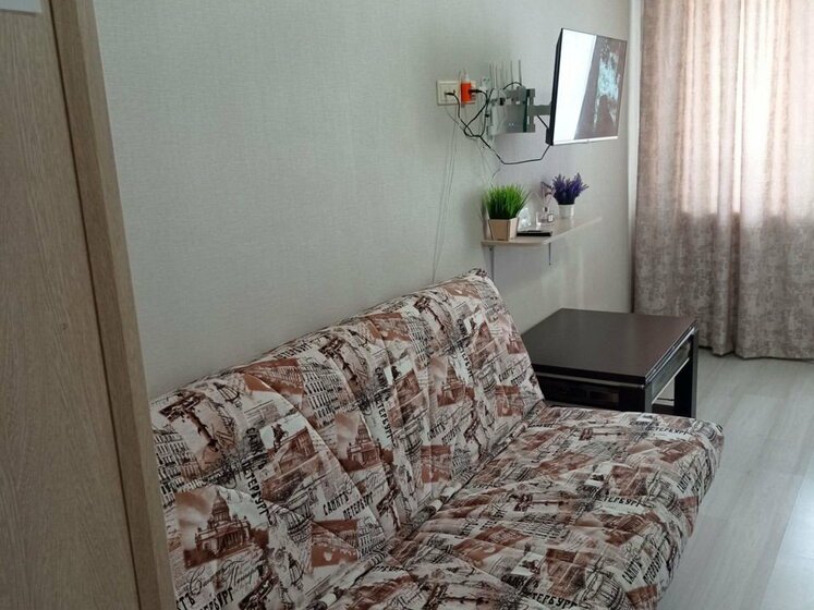 30 м², квартира-студия 2 600 ₽ в сутки - изображение 1