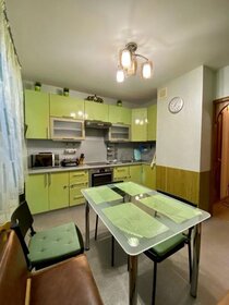 Купить трехкомнатную квартиру с парковкой в Казани - изображение 9