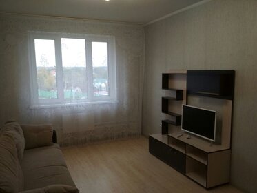 Купить двухкомнатную квартиру с евроремонтом в городе-парке «Первый Московский» в Москве и МО - изображение 32