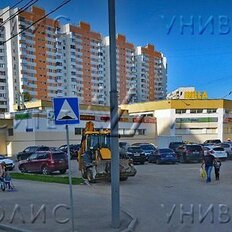 140 м², торговое помещение - изображение 1