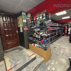 220 м², торговое помещение - изображение 4