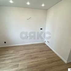 Квартира 42 м², 1-комнатная - изображение 2