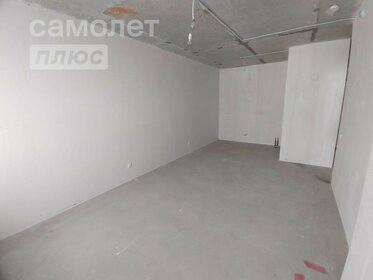 Купить квартиру-студию с высокими потолками у метро Горьковская (синяя ветка) в Санкт-Петербурге и ЛО - изображение 49