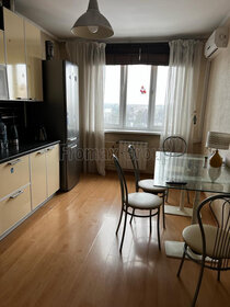 Купить двухкомнатную квартиру с раздельным санузлом на улице Макаренко в Сочи - изображение 3