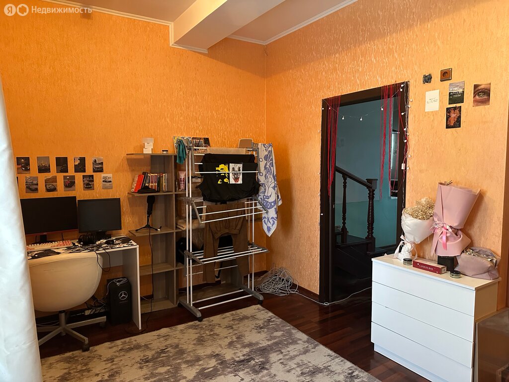 4-комнатная квартира: Нижний Новгород, улица Белинского, 62 (217 м²)