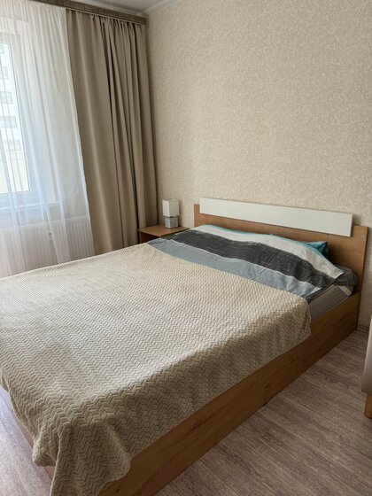 28 м², квартира-студия 1 500 ₽ в сутки - изображение 1