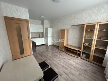 35,1 м², 1-комнатная квартира 3 800 ₽ в сутки - изображение 98