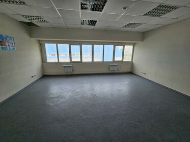 5,1 м², офис 10 200 ₽ в месяц - изображение 85